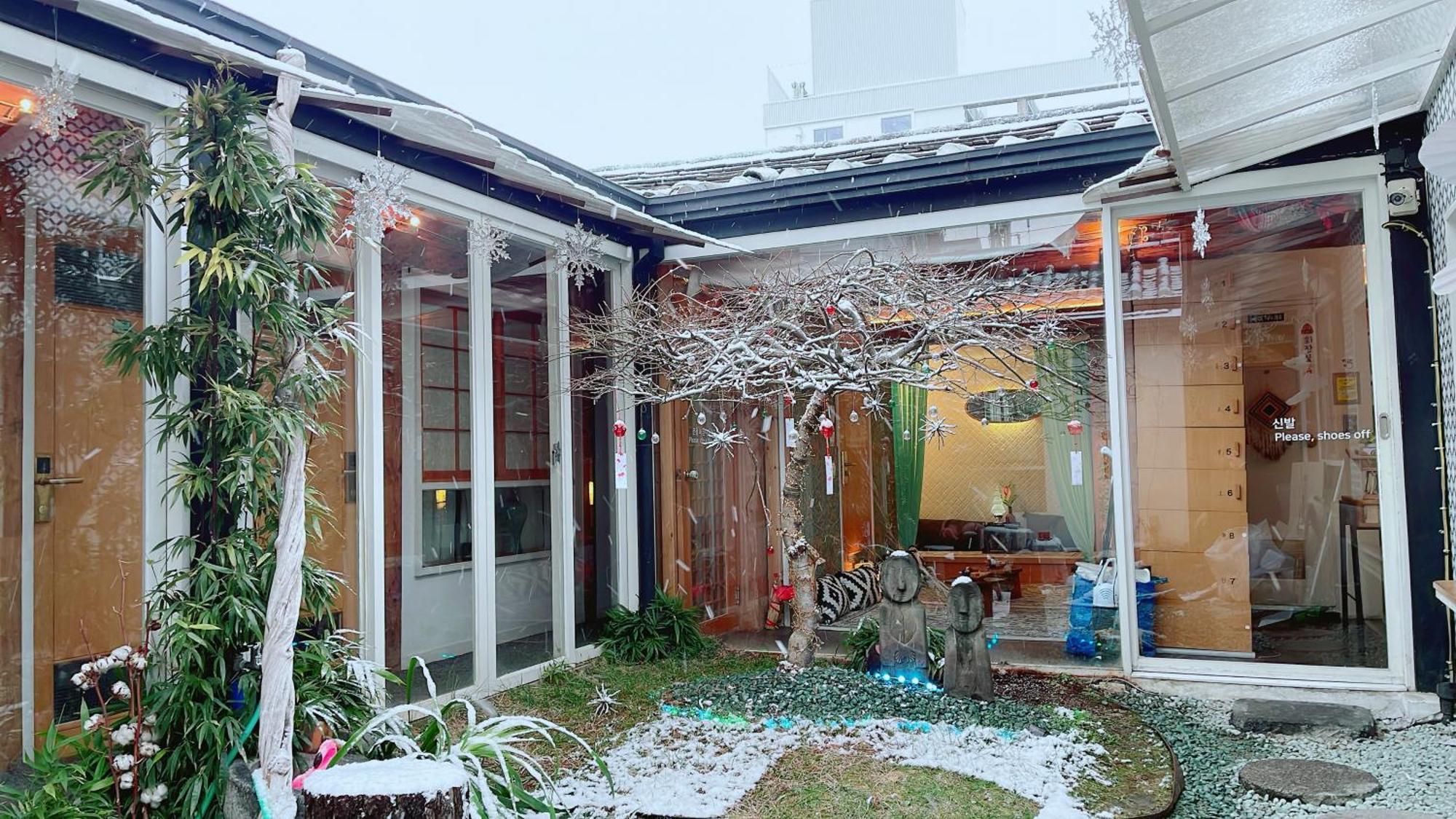 'Hanok Hanok' Boutique Stay Seoul - 2Min From Gyeongbokgung Palace Station Екстериор снимка