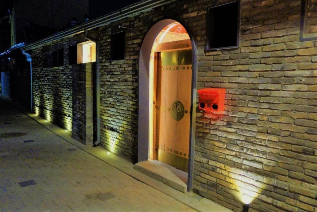 'Hanok Hanok' Boutique Stay Seoul - 2Min From Gyeongbokgung Palace Station Екстериор снимка